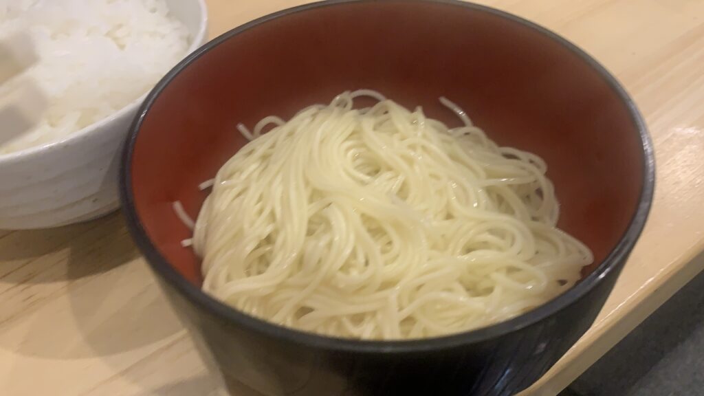 ラーメンファクトリー 替え玉 鯛塩 無料 広島安佐南区