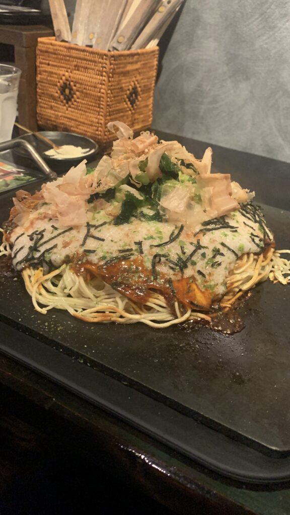 kate-kate あさみなみ焼き かつお節をのせたところ 広島市安佐南区緑井
