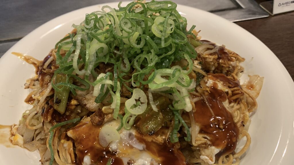 en あさみなみ焼き 豚キムおっこん アップ 山本