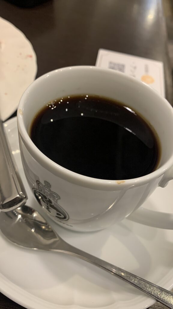 さかい珈琲 夏いちごのパンケーキ ホットコーヒー